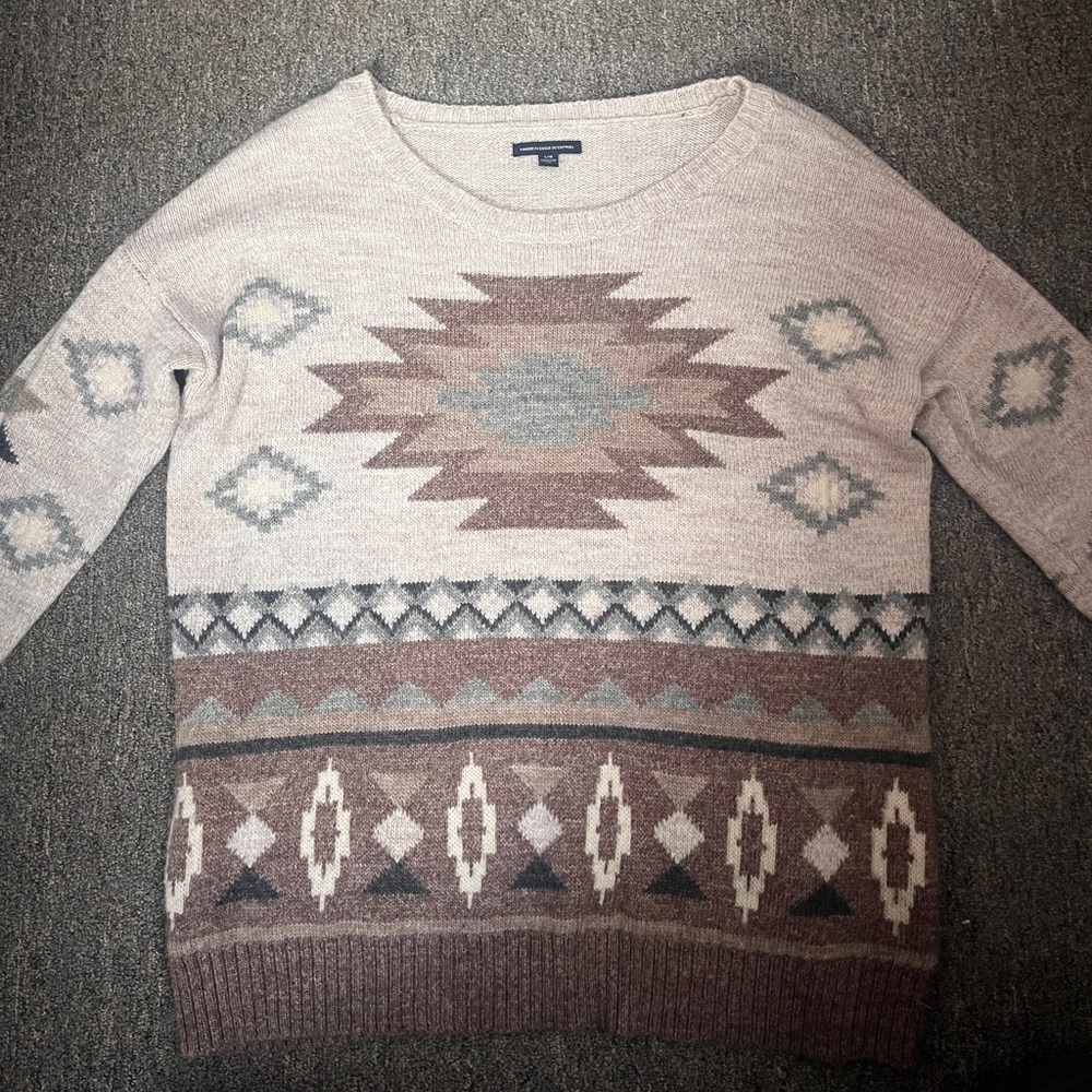 American Eagle Sweater
